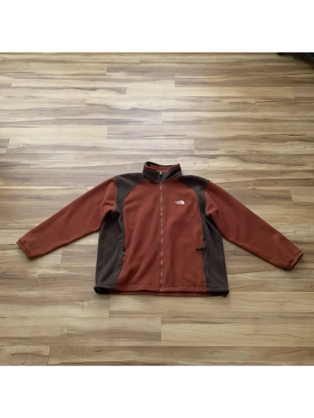 The North Face Men’s 2XL Full Zip Fleece Jacket Rust Brown Zip Pockets